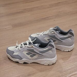 NWT Reebok Men's White and Gray Sneakers
